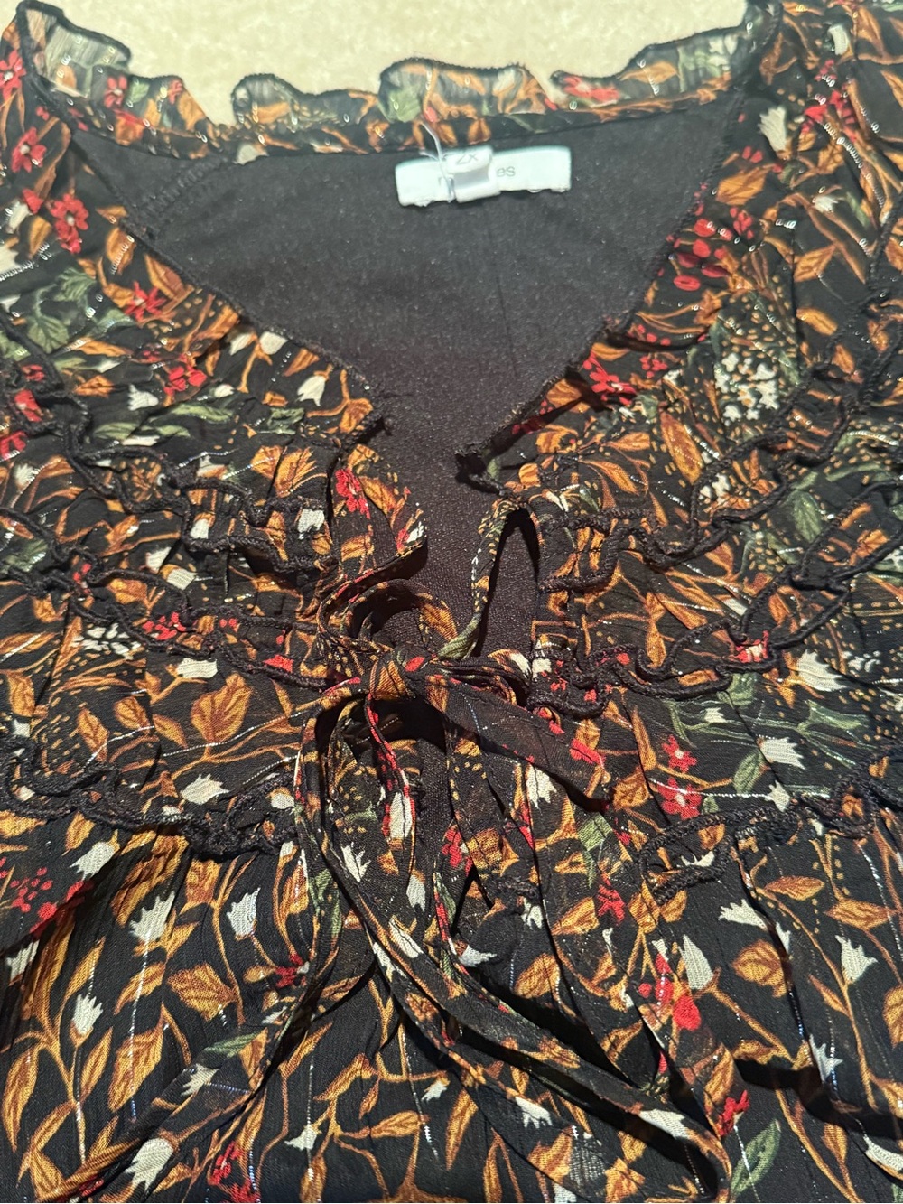 MAURICES Floral Peasant Tie-Neck ruffle Top 2X - Picture 4 of 8